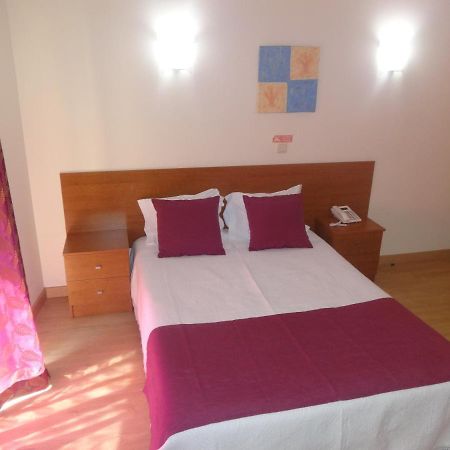 Hotel Bonjardim تومار المظهر الخارجي الصورة